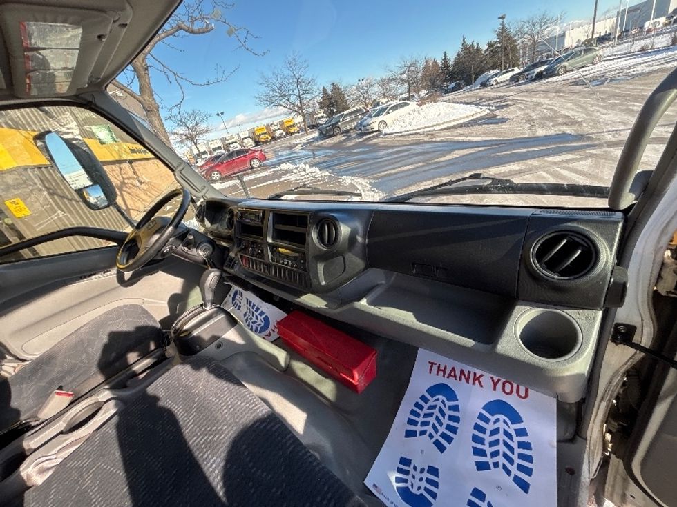 Refrigerated Truck-Light and Medium Duty Trucks-Hino-2020-195-Mississauga-ON-175,823\n\t\tkm-$ 71,000 - Image 21