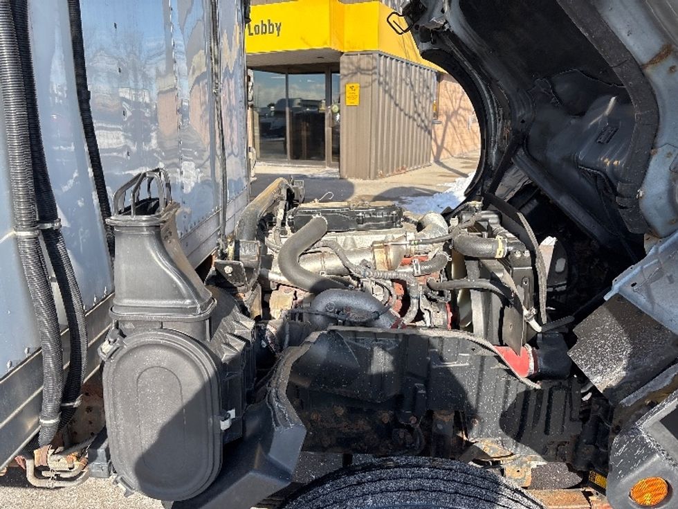 Refrigerated Truck-Light and Medium Duty Trucks-Hino-2020-195-Mississauga-ON-175,823\n\t\tkm-$ 71,000 - Image 23