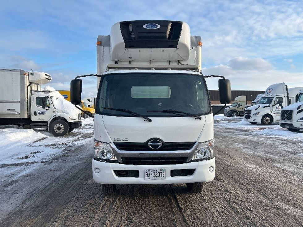 Refrigerated Truck-Light and Medium Duty Trucks-Hino-2020-195-Mississauga-ON-197,525\n\t\tkm-$ 70,000 - Image 2