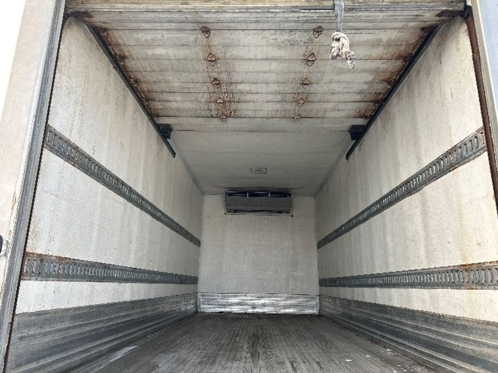 Refrigerated Truck-Light and Medium Duty Trucks-Hino-2020-195-Mississauga-ON-197,525\n\t\tkm-$ 70,000 - Image 8