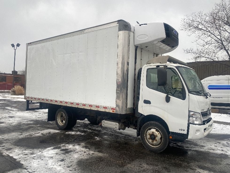 Refrigerated Truck-Light and Medium Duty Trucks-Hino-2020-195-Mississauga-ON-216,966\n\t\tkm-$ 67,500 - Image 1