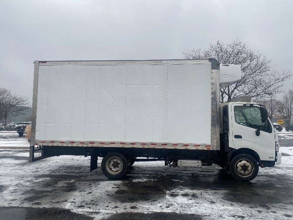 Refrigerated Truck-Light and Medium Duty Trucks-Hino-2020-195-Mississauga-ON-216,966\n\t\tkm-$ 67,500 - Image 15