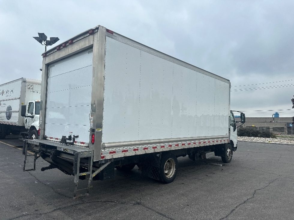Refrigerated Truck-Light and Medium Duty Trucks-Hino-2020-195-Mississauga-ON-96,446\n\t\tkm-$ 82,500 - Image 13