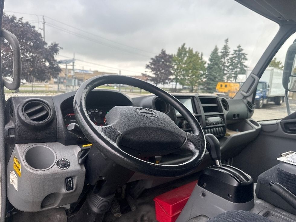 Refrigerated Truck-Light and Medium Duty Trucks-Hino-2020-195-Mississauga-ON-96,446\n\t\tkm-$ 82,500 - Image 17