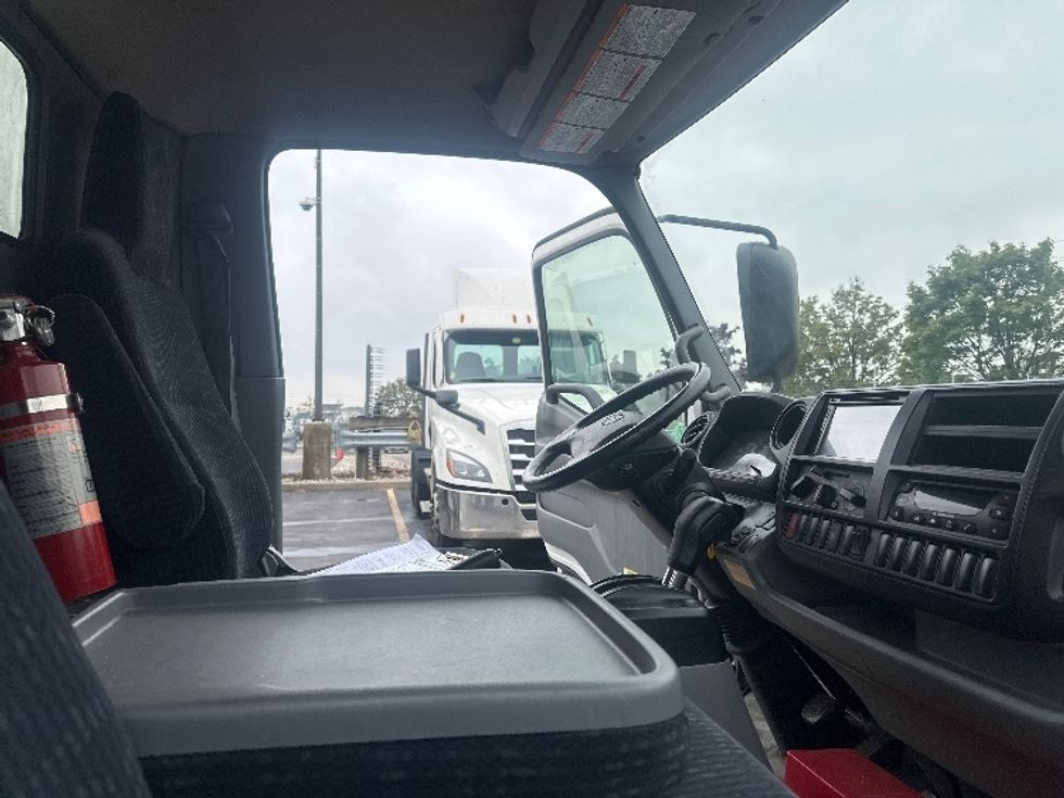 Refrigerated Truck-Light and Medium Duty Trucks-Hino-2020-195-Mississauga-ON-96,446\n\t\tkm-$ 82,500 - Image 22