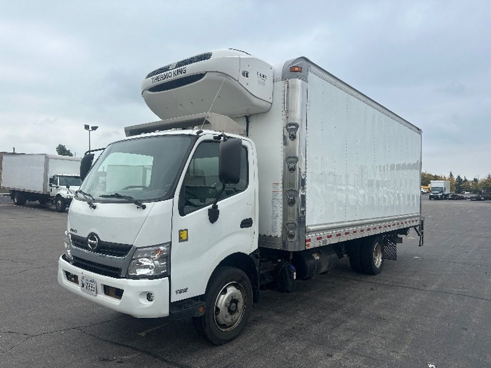 Refrigerated Truck-Light and Medium Duty Trucks-Hino-2020-195-Mississauga-ON-96,446\n\t\tkm-$ 82,500 - Image 3