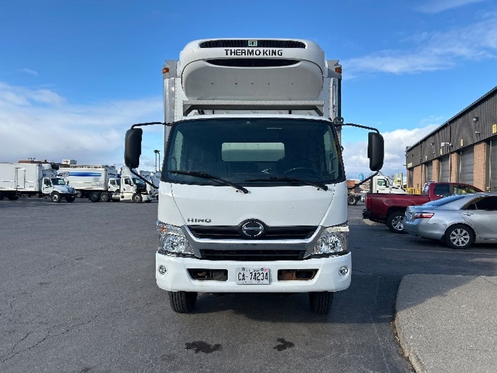 Refrigerated Truck-Light and Medium Duty Trucks-Hino-2020-195-Mississauga-ON-97,901\n\t\tkm-$ 82,250 - Image 2
