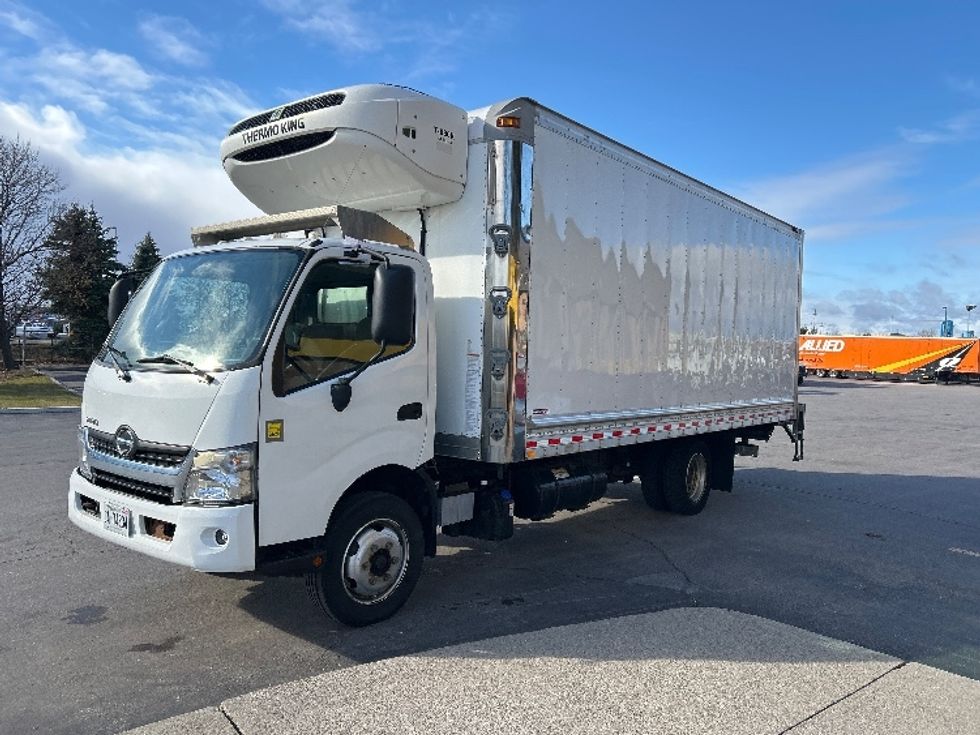 Refrigerated Truck-Light and Medium Duty Trucks-Hino-2020-195-Mississauga-ON-97,901\n\t\tkm-$ 82,250 - Image 3