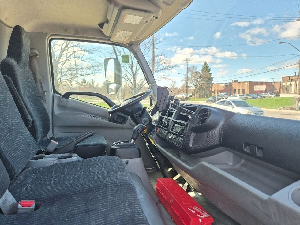 Refrigerated Truck-Light and Medium Duty Trucks-Hino-2020-195-Mississauga-ON-99,666\n\t\tkm-$ 81,000 - Image 22