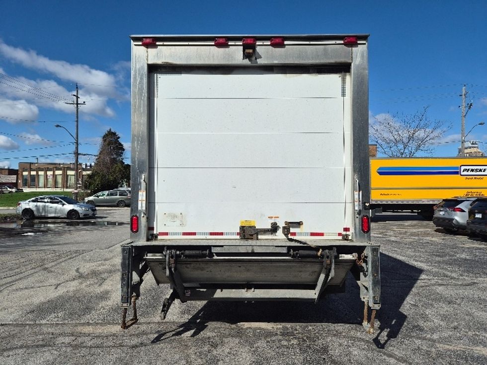 Refrigerated Truck-Light and Medium Duty Trucks-Hino-2020-195-Mississauga-ON-99,666\n\t\tkm-$ 81,000 - Image 7