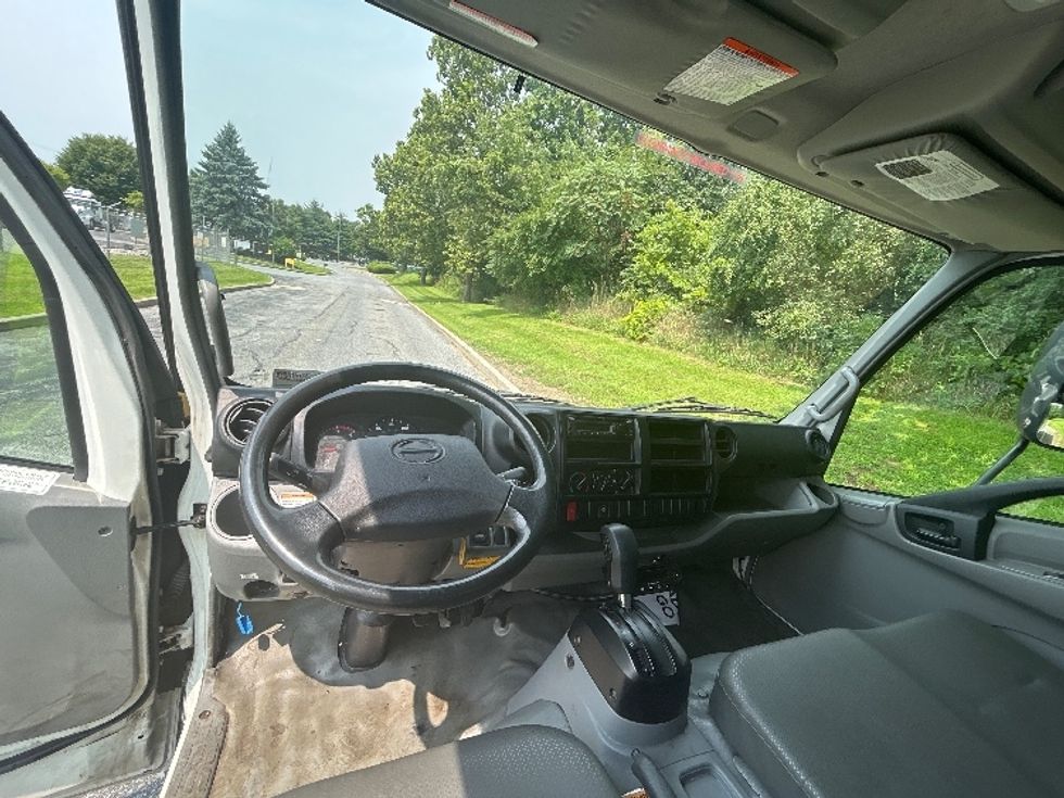 Refrigerated Truck-Light and Medium Duty Trucks-Hino-2020-195-Montgomery-NY-109,854\n\t\tmiles-$ 47,750 - Image 18