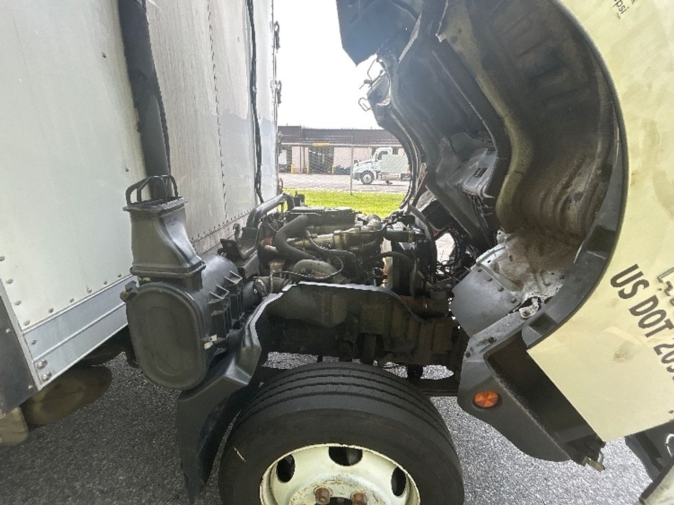Refrigerated Truck-Light and Medium Duty Trucks-Hino-2020-195-Montgomery-NY-109,854\n\t\tmiles-$ 47,750 - Image 23