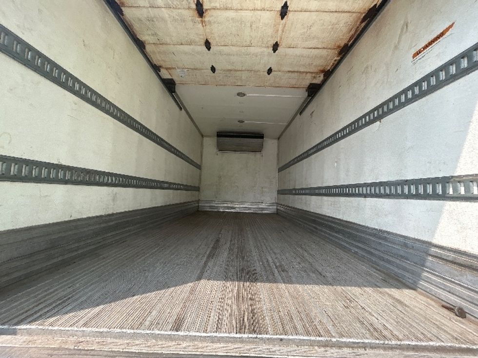 Refrigerated Truck-Light and Medium Duty Trucks-Hino-2020-195-Montgomery-NY-109,854\n\t\tmiles-$ 47,750 - Image 8