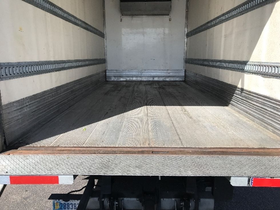 Refrigerated Truck-Light and Medium Duty Trucks-Hino-2020-195-National City-CA-130,169\n\t\tmiles-$ 53,000 - Image 10