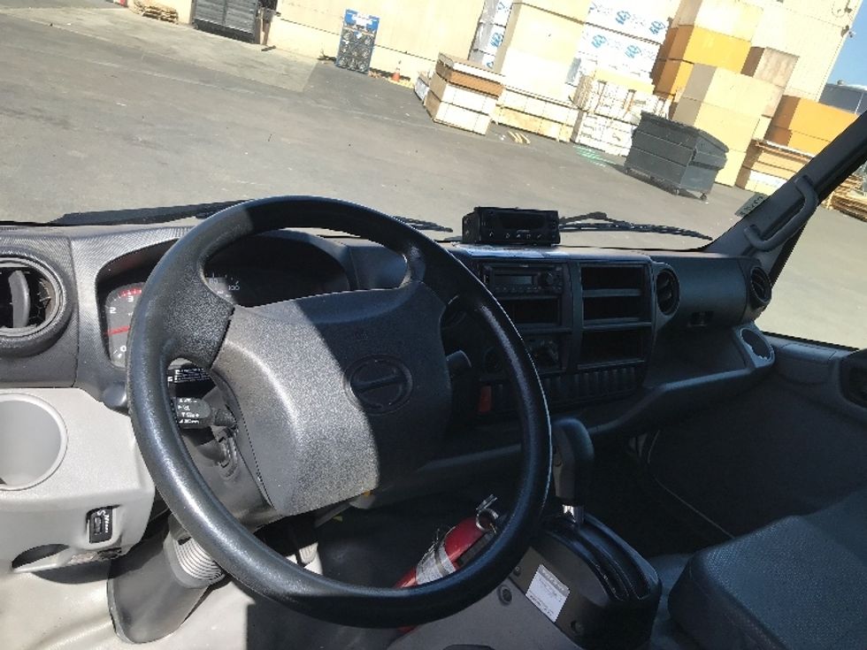 Refrigerated Truck-Light and Medium Duty Trucks-Hino-2020-195-National City-CA-130,169\n\t\tmiles-$ 53,000 - Image 17