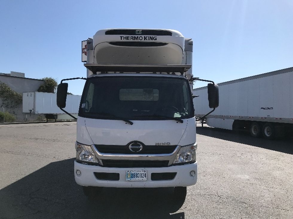 Refrigerated Truck-Light and Medium Duty Trucks-Hino-2020-195-National City-CA-130,169\n\t\tmiles-$ 53,000 - Image 2