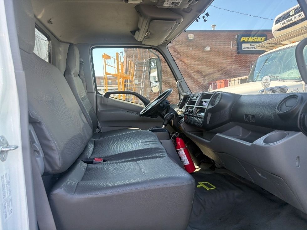 Refrigerated Truck-Light and Medium Duty Trucks-Hino-2020-195-North Bergen-NJ-92,719\n\t\tmiles-$ 50,250 - Image 19