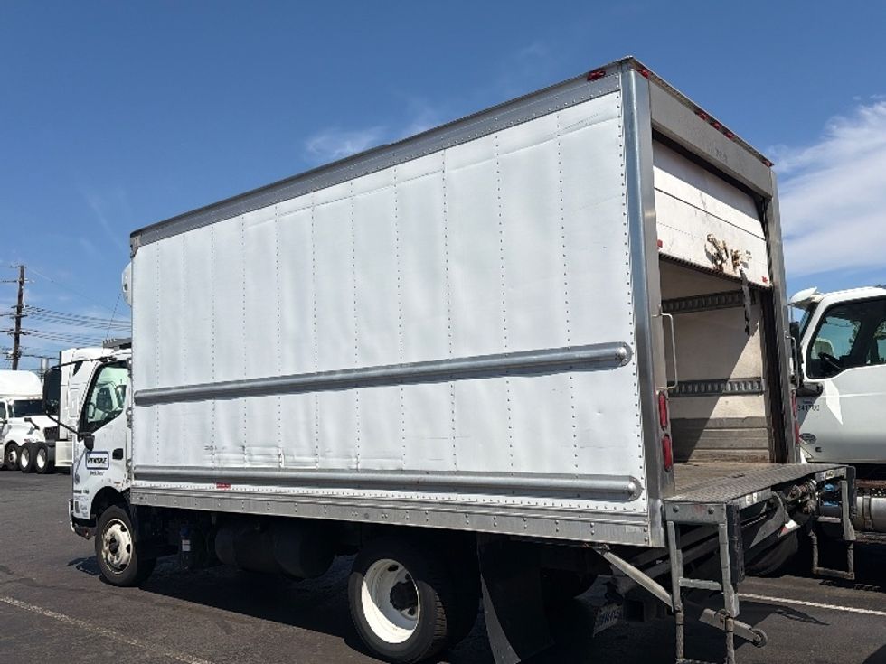 Refrigerated Truck-Light and Medium Duty Trucks-Hino-2020-195-North Bergen-NJ-92,719\n\t\tmiles-$ 50,250 - Image 6