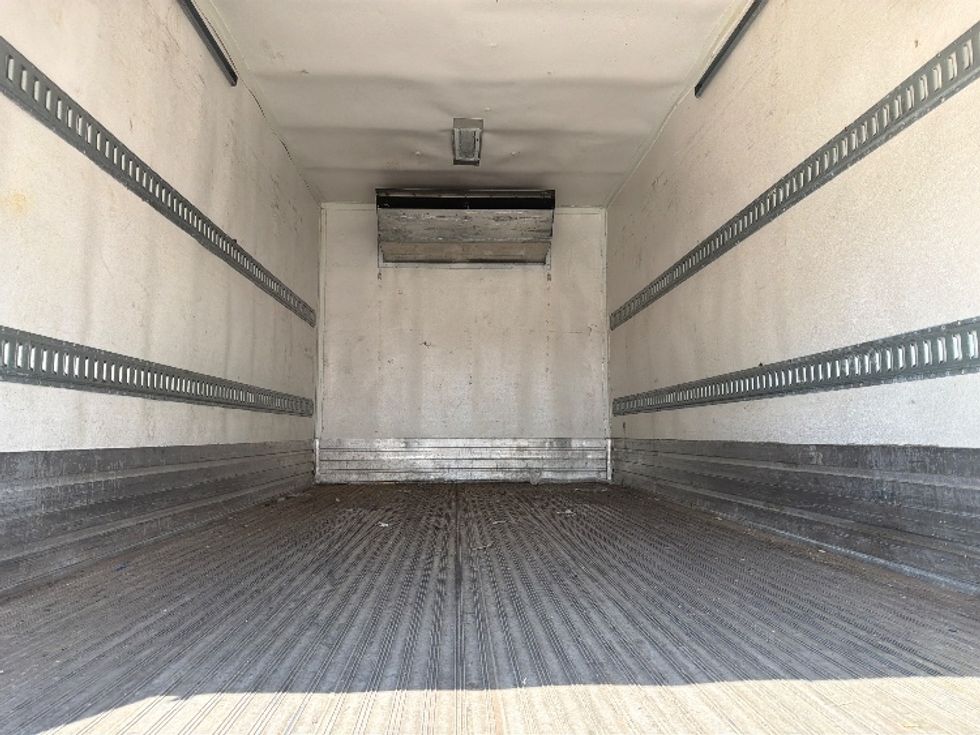 Refrigerated Truck-Light and Medium Duty Trucks-Hino-2020-195-North Bergen-NJ-92,719\n\t\tmiles-$ 50,250 - Image 8