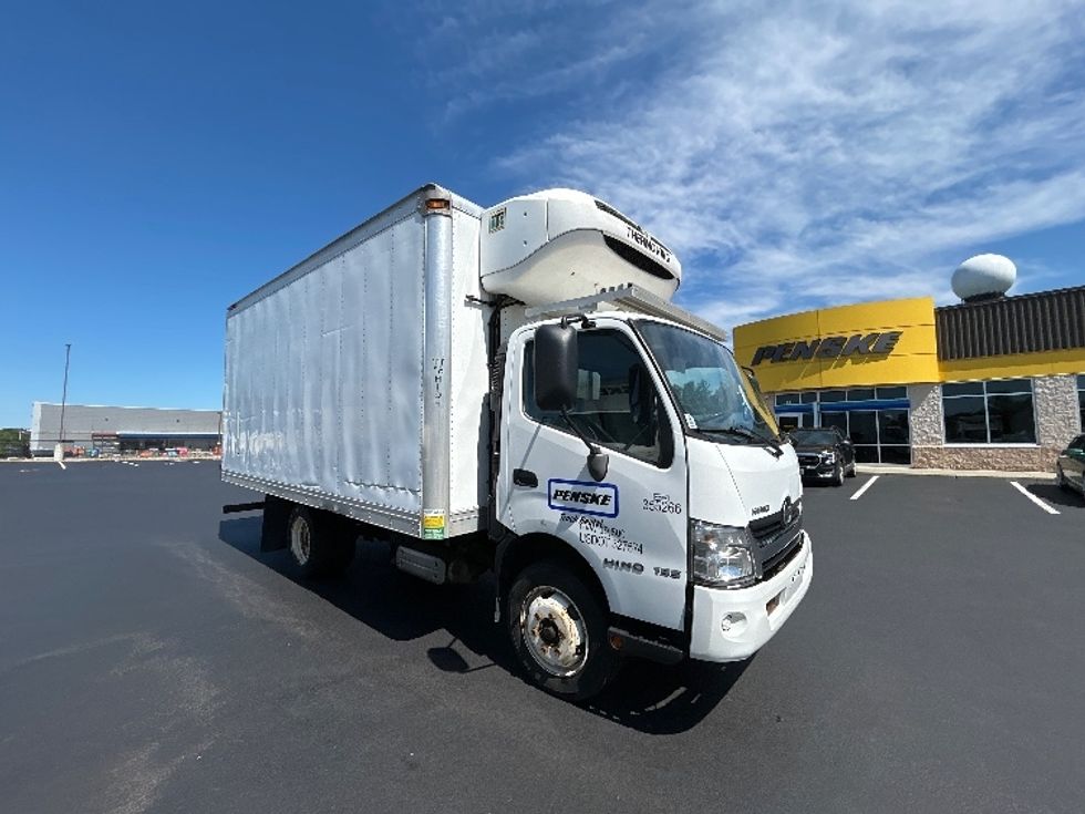 Refrigerated Truck-Light and Medium Duty Trucks-Hino-2020-195-Norton-MA-91,401\n\t\tmiles-$ 48,500 - Image 1