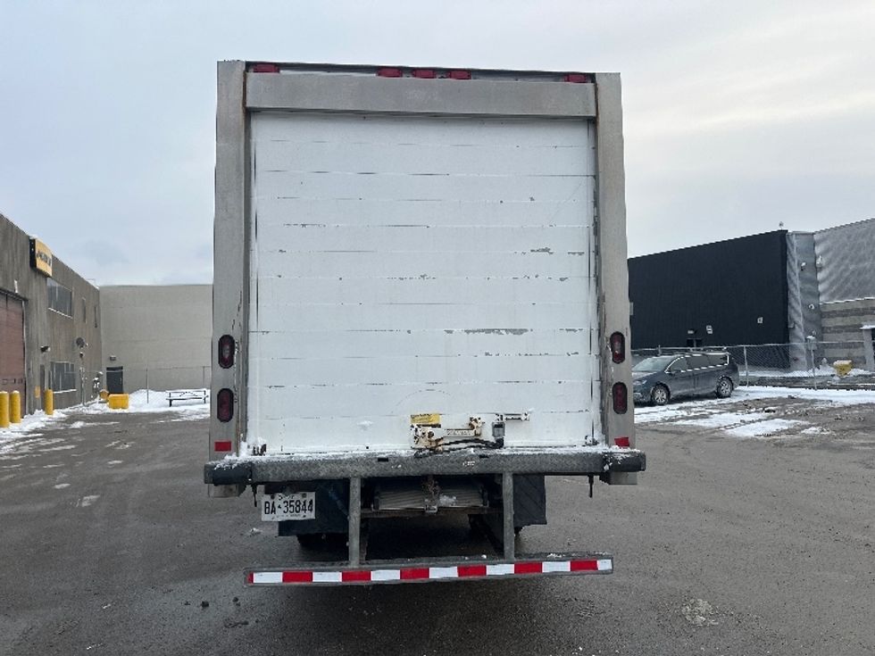 Refrigerated Truck-Light and Medium Duty Trucks-Hino-2020-195-Oshawa-ON-201,825\n\t\tkm-$ 69,500 - Image 7