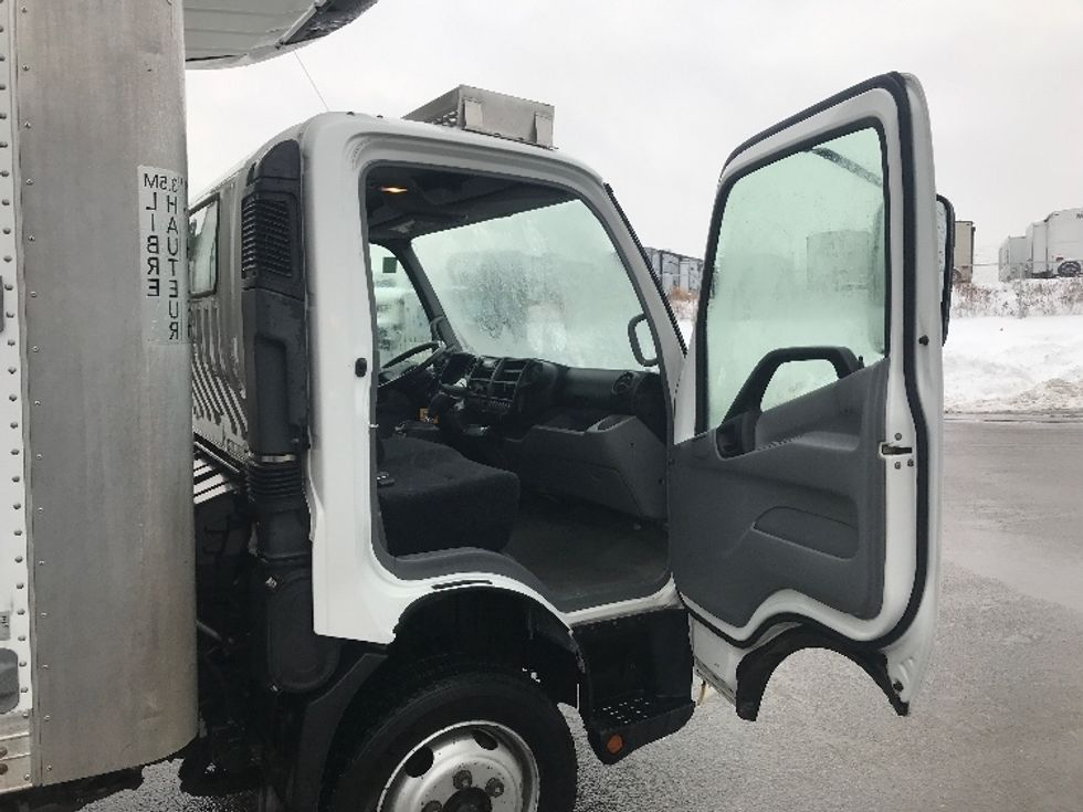 Refrigerated Truck-Light and Medium Duty Trucks-Hino-2020-195-Oshawa-ON-202,793\n\t\tkm-$ 70,750 - Image 20