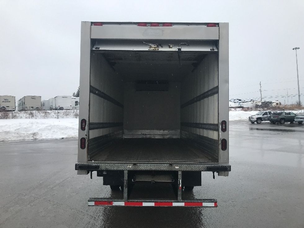 Refrigerated Truck-Light and Medium Duty Trucks-Hino-2020-195-Oshawa-ON-202,793\n\t\tkm-$ 70,750 - Image 8