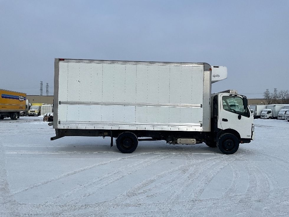 Refrigerated Truck-Light and Medium Duty Trucks-Hino-2020-195-Ottawa-ON-227,500\n\t\tkm-$ 64,000 - Image 14