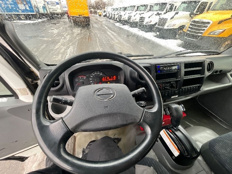 Refrigerated Truck-Light and Medium Duty Trucks-Hino-2020-195-Ottawa-ON-227,500\n\t\tkm-$ 64,000 - Image 17