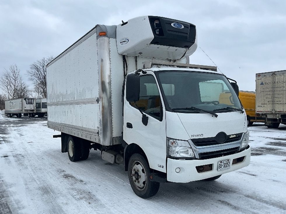 Refrigerated Truck-Light and Medium Duty Trucks-Hino-2020-195-Ottawa-ON-243,709\n\t\tkm-$ 63,000 - Image 1