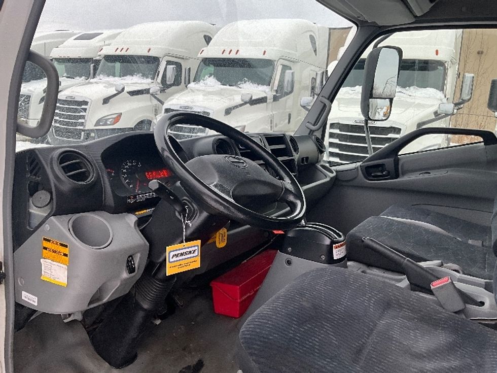 Refrigerated Truck-Light and Medium Duty Trucks-Hino-2020-195-Ottawa-ON-243,709\n\t\tkm-$ 63,000 - Image 16