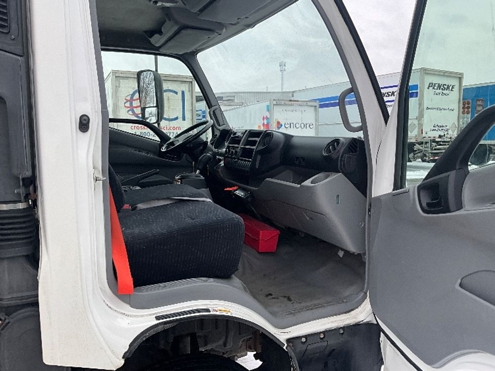 Refrigerated Truck-Light and Medium Duty Trucks-Hino-2020-195-Ottawa-ON-243,709\n\t\tkm-$ 63,000 - Image 19