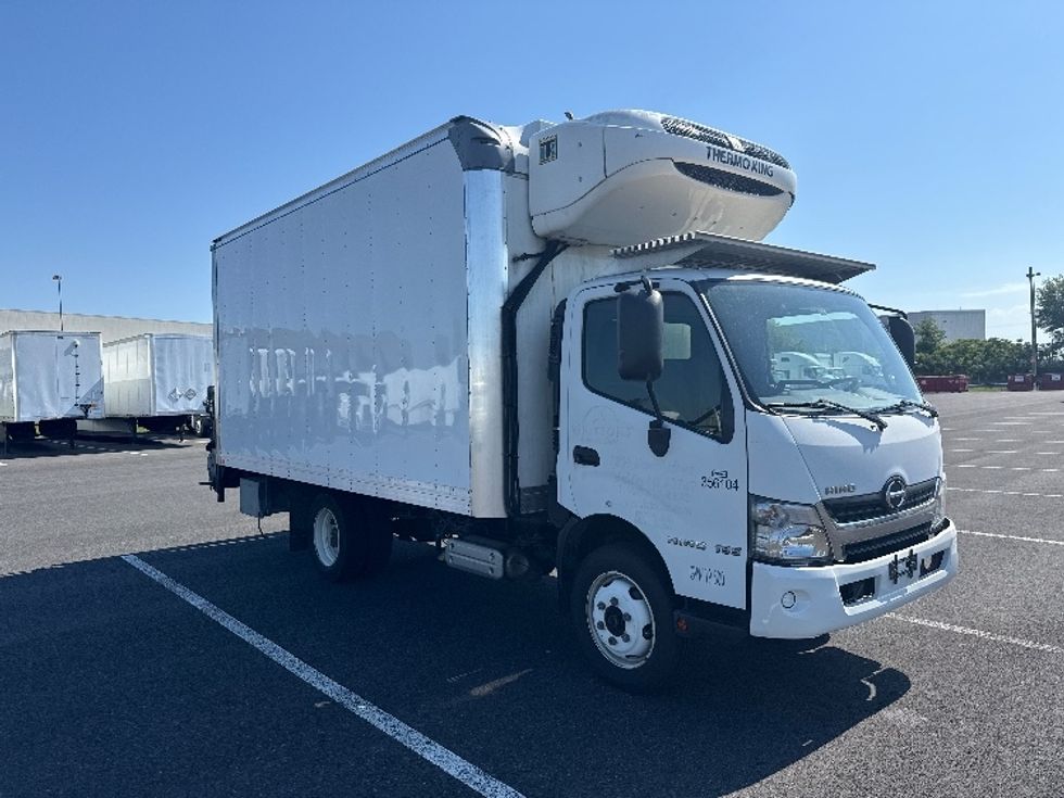 Refrigerated Truck-Light and Medium Duty Trucks-Hino-2020-195-Philadelphia-PA-38,066\n\t\tmiles-$ 56,500 - Image 1