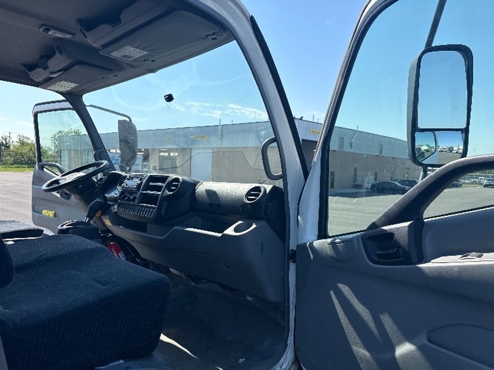 Refrigerated Truck-Light and Medium Duty Trucks-Hino-2020-195-Philadelphia-PA-38,066\n\t\tmiles-$ 56,500 - Image 20