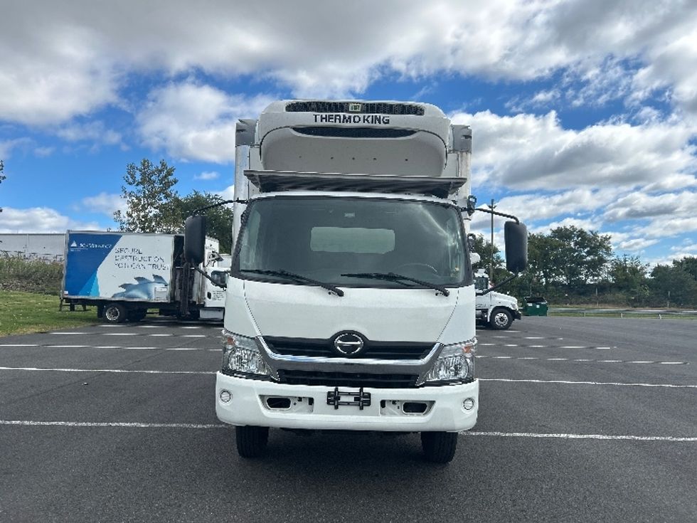 Refrigerated Truck-Light and Medium Duty Trucks-Hino-2020-195-Philadelphia-PA-47,749\n\t\tmiles-$ 55,250 - Image 2