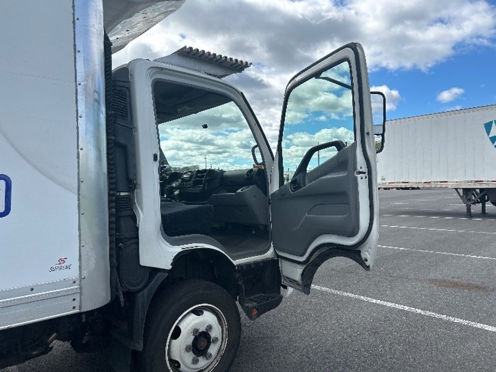 Refrigerated Truck-Light and Medium Duty Trucks-Hino-2020-195-Philadelphia-PA-47,749\n\t\tmiles-$ 55,250 - Image 20