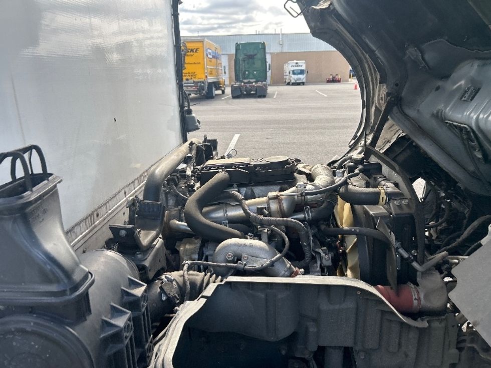 Refrigerated Truck-Light and Medium Duty Trucks-Hino-2020-195-Philadelphia-PA-47,749\n\t\tmiles-$ 55,250 - Image 23