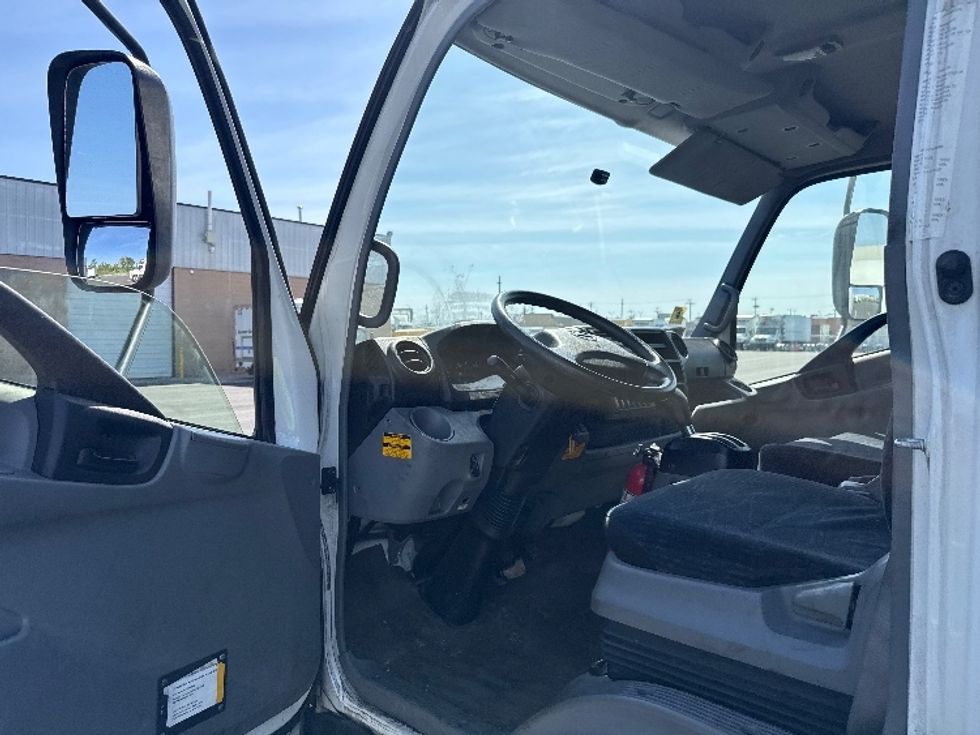 Refrigerated Truck-Light and Medium Duty Trucks-Hino-2020-195-Philadelphia-PA-77,020\n\t\tmiles-$ 51,750 - Image 16