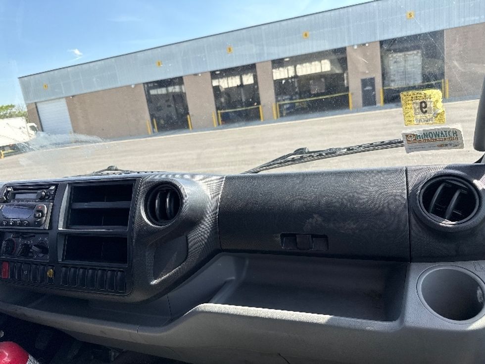 Refrigerated Truck-Light and Medium Duty Trucks-Hino-2020-195-Philadelphia-PA-77,020\n\t\tmiles-$ 51,750 - Image 21