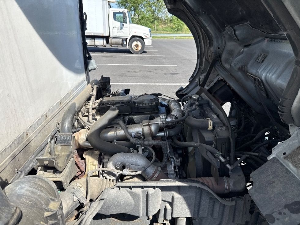 Refrigerated Truck-Light and Medium Duty Trucks-Hino-2020-195-Philadelphia-PA-77,020\n\t\tmiles-$ 51,750 - Image 23
