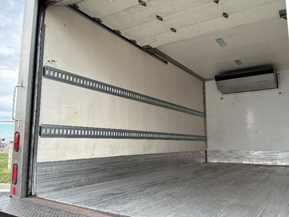 Refrigerated Truck-Light and Medium Duty Trucks-Hino-2020-195-Phoenix-AZ-138,352\n\t\tmiles-$ 48,000 - Image 11