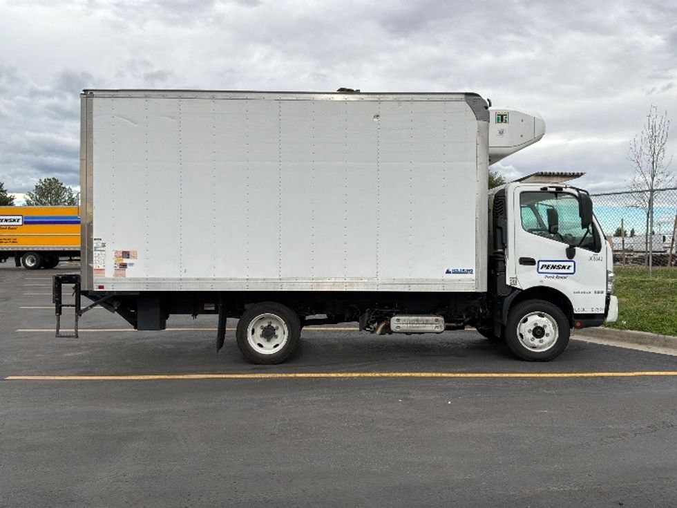Refrigerated Truck-Light and Medium Duty Trucks-Hino-2020-195-Phoenix-AZ-138,352\n\t\tmiles-$ 48,000 - Image 15