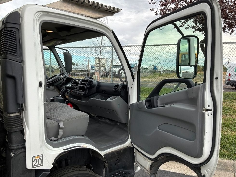 Refrigerated Truck-Light and Medium Duty Trucks-Hino-2020-195-Phoenix-AZ-138,352\n\t\tmiles-$ 48,000 - Image 20
