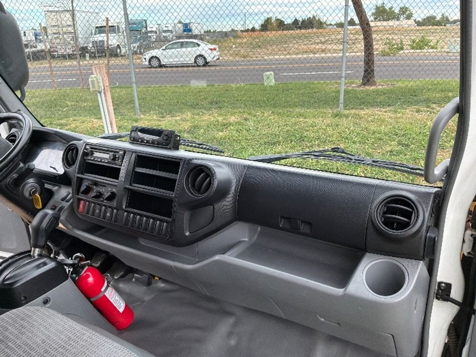 Refrigerated Truck-Light and Medium Duty Trucks-Hino-2020-195-Phoenix-AZ-138,352\n\t\tmiles-$ 48,000 - Image 21