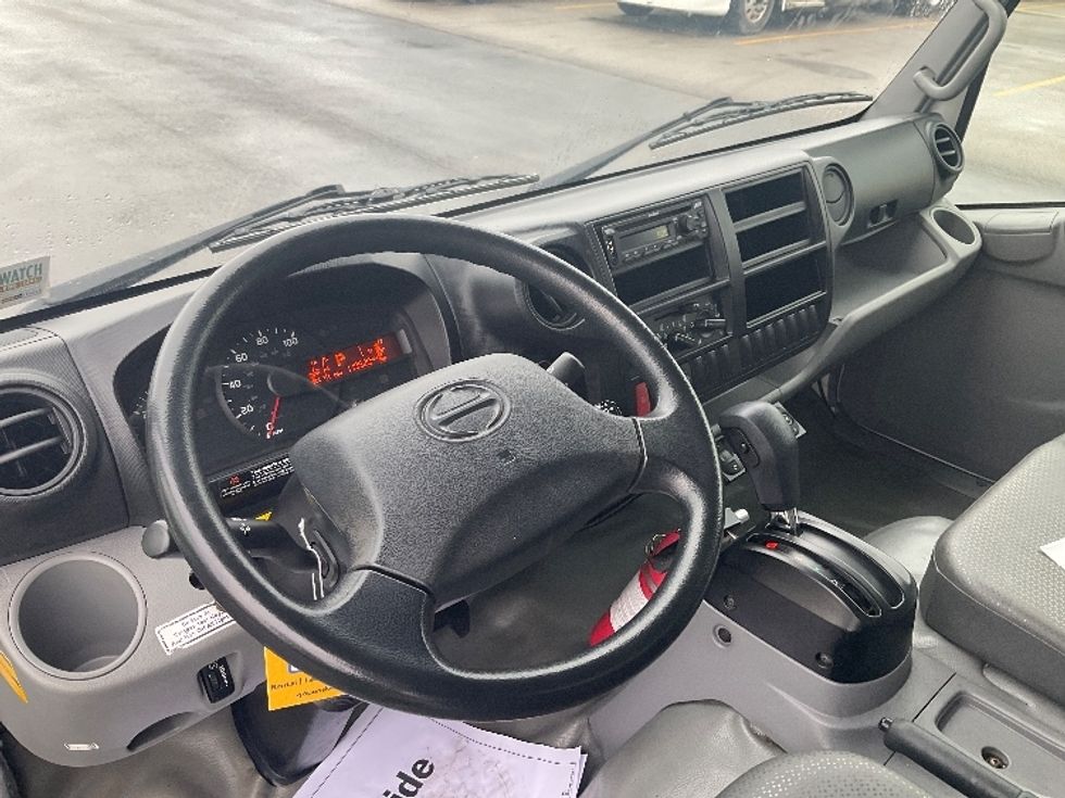 Refrigerated Truck-Light and Medium Duty Trucks-Hino-2020-195-Piqua-OH-119,520\n\t\tmiles-$ 53,000 - Image 17