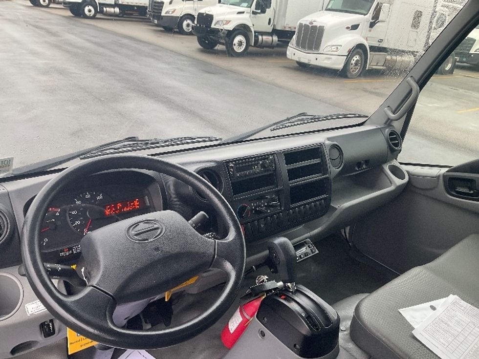 Refrigerated Truck-Light and Medium Duty Trucks-Hino-2020-195-Piqua-OH-119,520\n\t\tmiles-$ 53,000 - Image 18