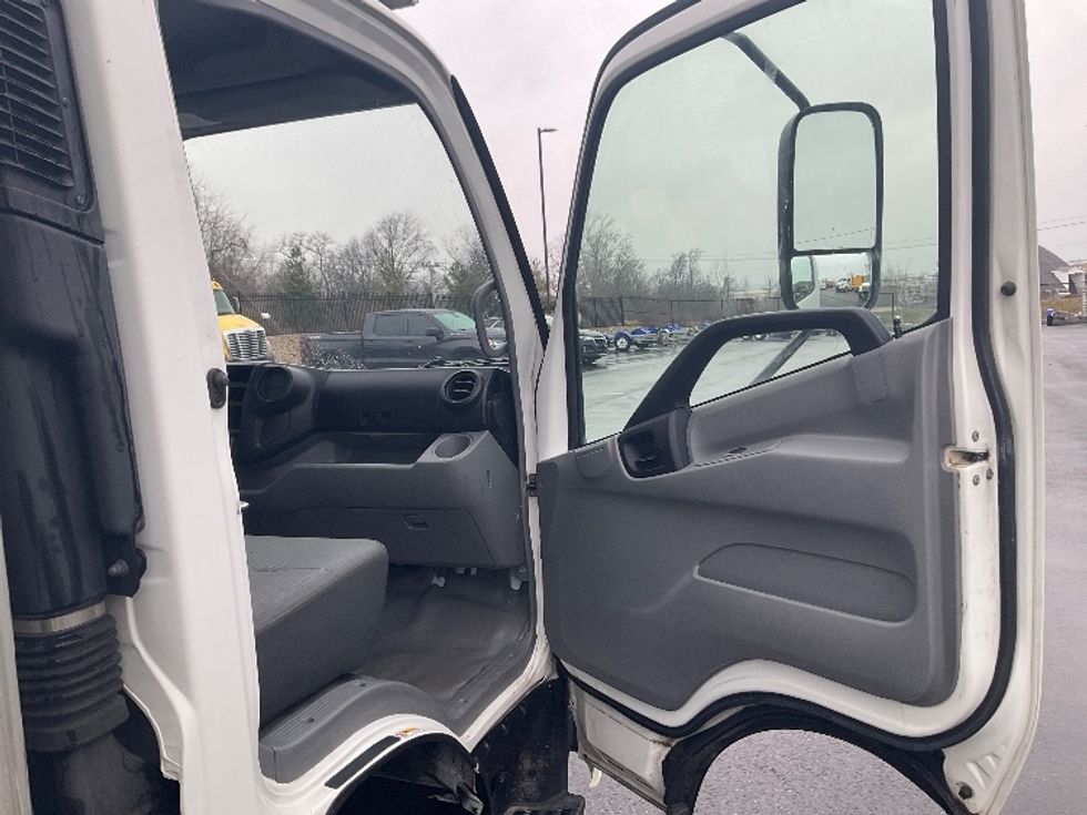 Refrigerated Truck-Light and Medium Duty Trucks-Hino-2020-195-Piqua-OH-119,520\n\t\tmiles-$ 53,000 - Image 20