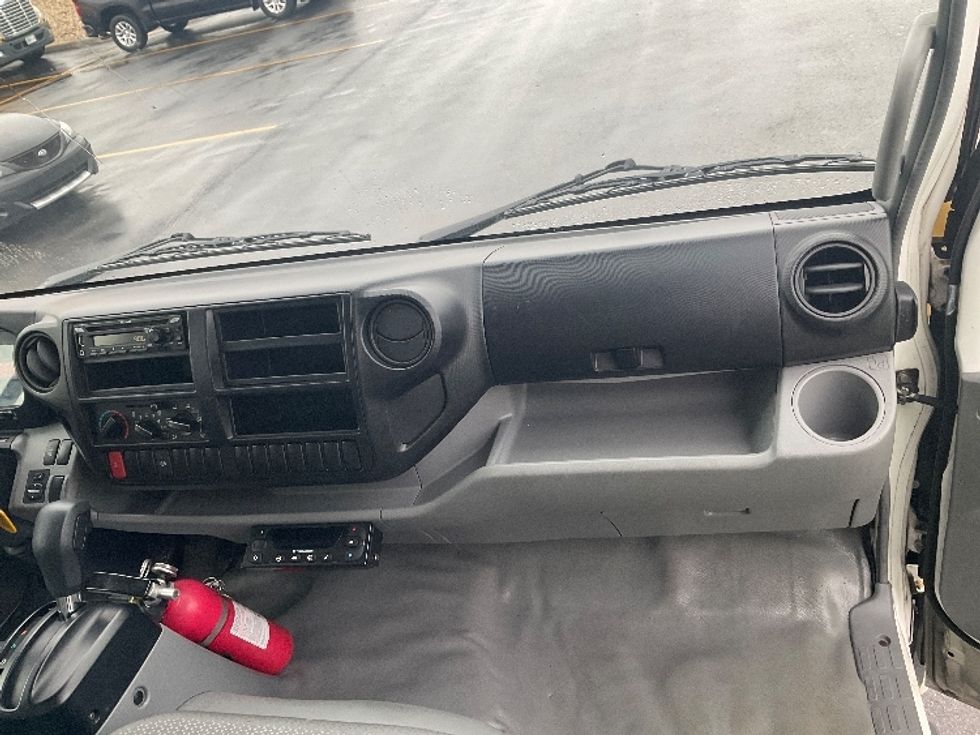Refrigerated Truck-Light and Medium Duty Trucks-Hino-2020-195-Piqua-OH-119,520\n\t\tmiles-$ 53,000 - Image 21