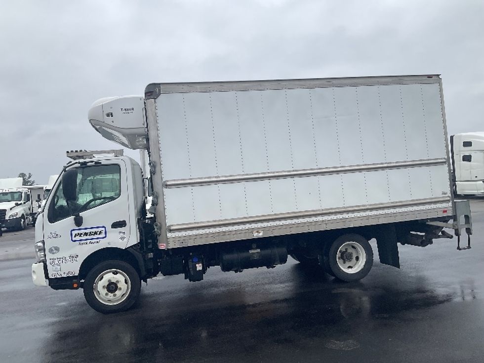 Refrigerated Truck-Light and Medium Duty Trucks-Hino-2020-195-Piqua-OH-119,520\n\t\tmiles-$ 53,000 - Image 4