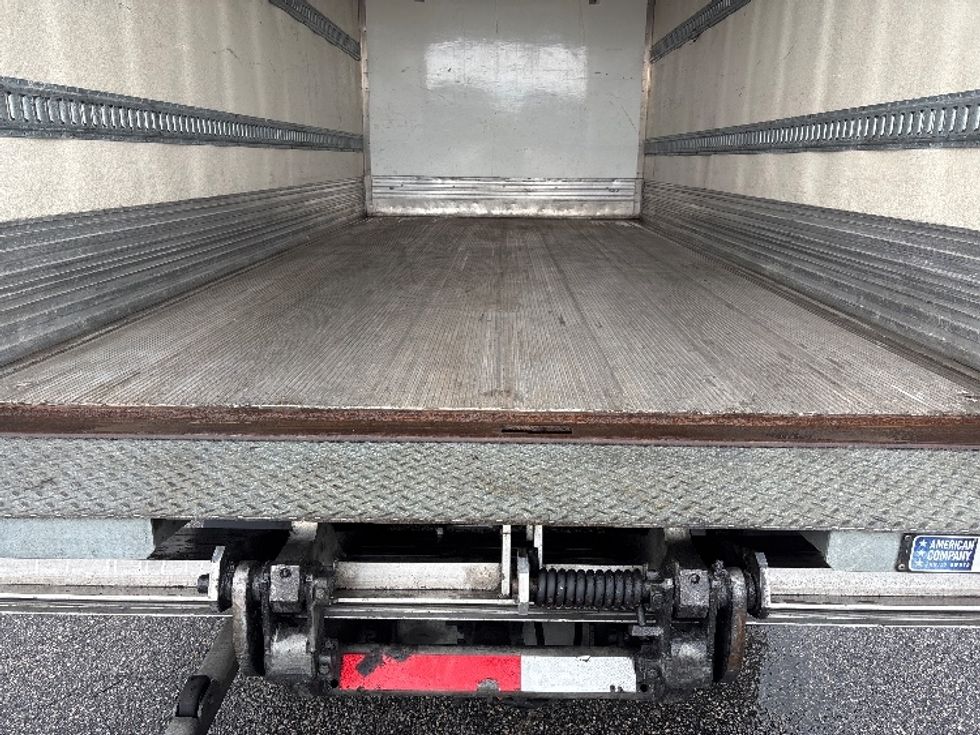 Refrigerated Truck-Light and Medium Duty Trucks-Hino-2020-195-Prince George-VA-107,085\n\t\tmiles-$ 49,500 - Image 10